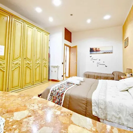 Promised Land Homestay Naples